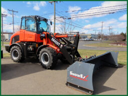 SMALL WHEEL LOADERS—ER420T with Snow-Ex Plow
