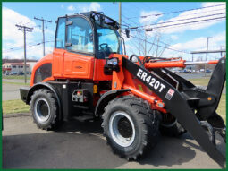 SMALL WHEEL LOADERS—ER420T with Snow-Ex Plow