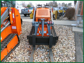 SKID STEER LOADER—ERS500 with Forks